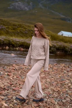 More'moi Sweter Charles Almond
