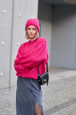 More'moi Sweter Lorette Vivid Pink